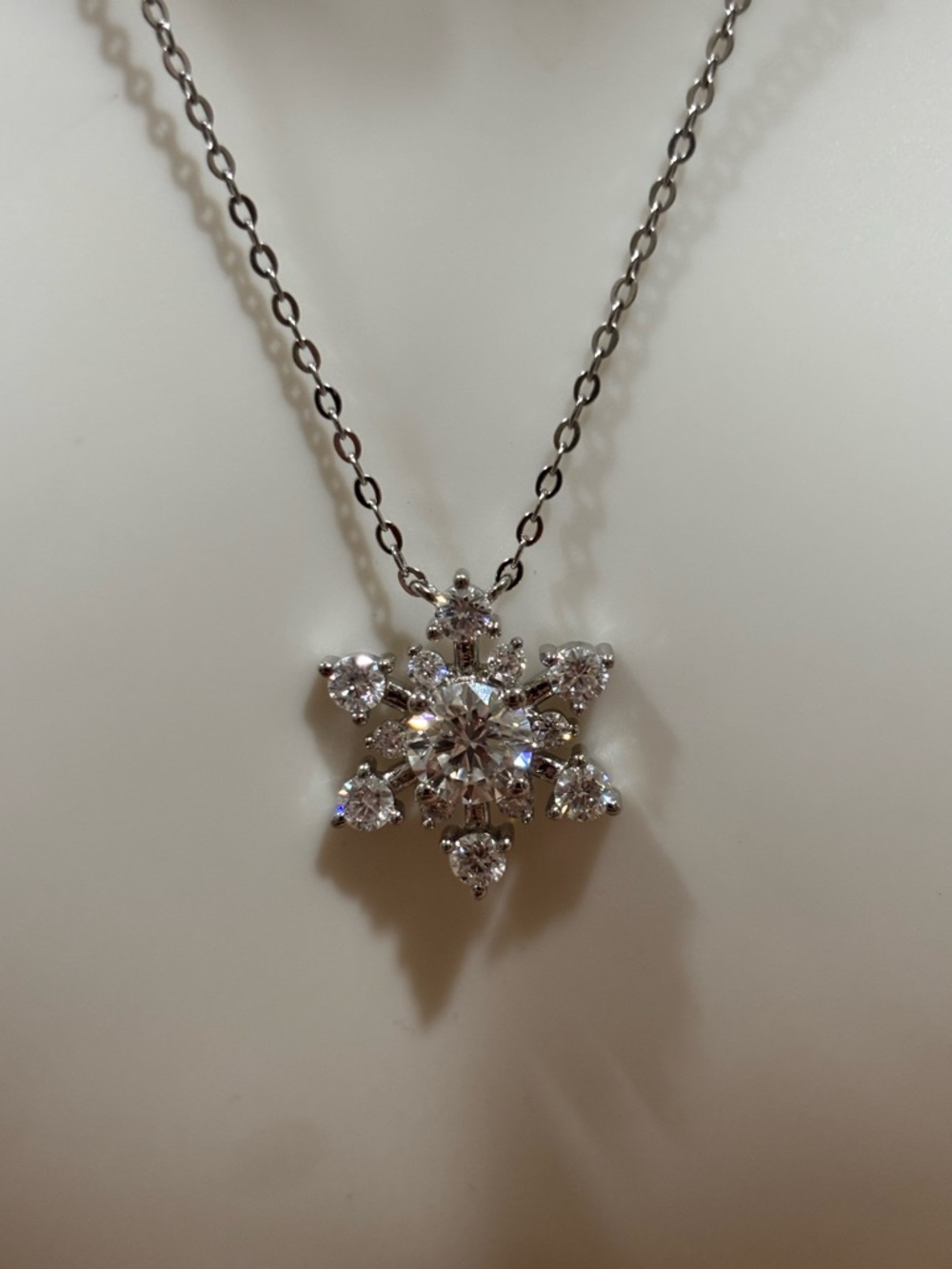 925 Silver Snowflake moissanitte Pendant Necklace